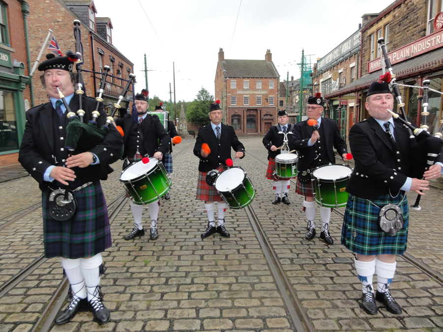 Wedding Pipe Band Marching